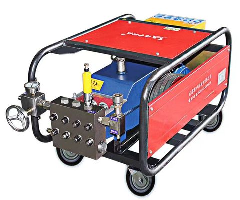 فشار کاری قابل تنظیم دستگاه تصفیه آب جت صنعتی 7.5kw