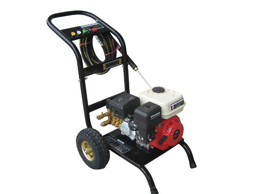 ماشین شوی های حرفه ای فشار قوی 9HP ISO9001 برای تمیز کردن ماشین ها و کامیون های بزرگ